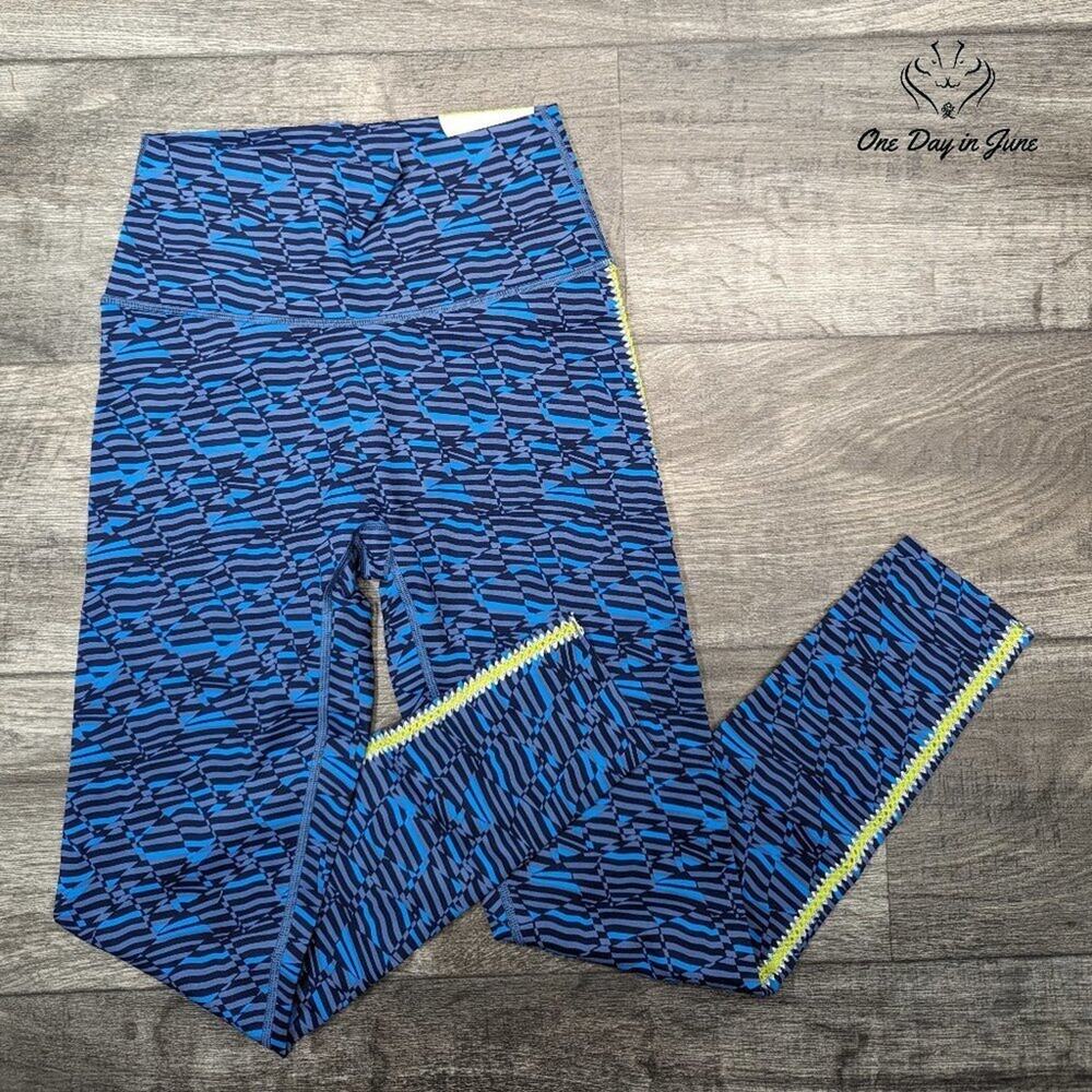 Offline by Aerie Goals High Rise Legging Size 7/8